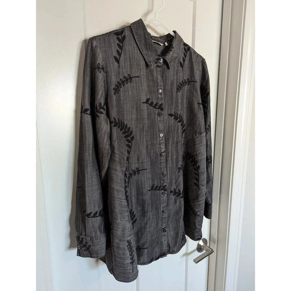 Soft Surroundings Papyrus Chambray Button Down Shirt sz L - Picture 2 of 5